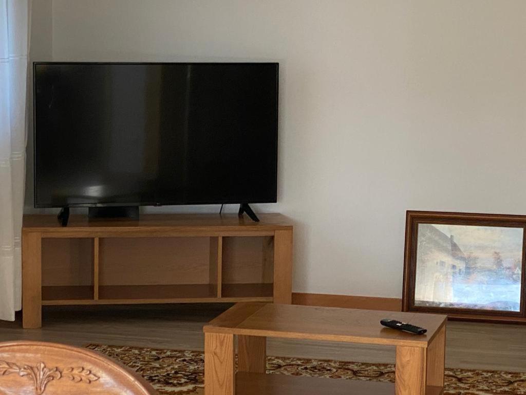 Vivenda Caixilao Casa Com 3 Quartos ビアナドカステロ エクステリア 写真